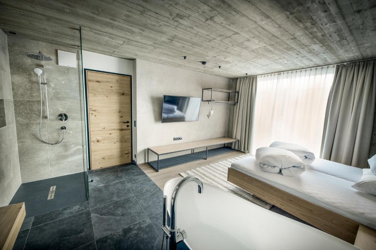 Glanz & Glory Appartements Laengenfeld Extérieur photo